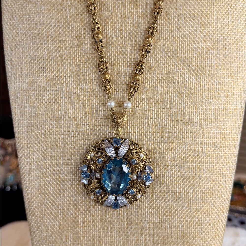 Vintage Western Germany Gold and Blue Pendant Necklace - Picture 8 of 11